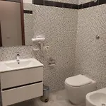 Lejlighedshotel King - Intera Vicino Aeroporto E Fiera Di Roma 4*