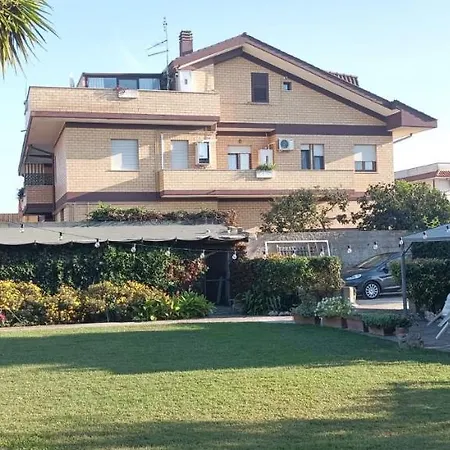 Lejlighedshotel King - Intera Vicino Aeroporto E Fiera Di Roma Fiumicino